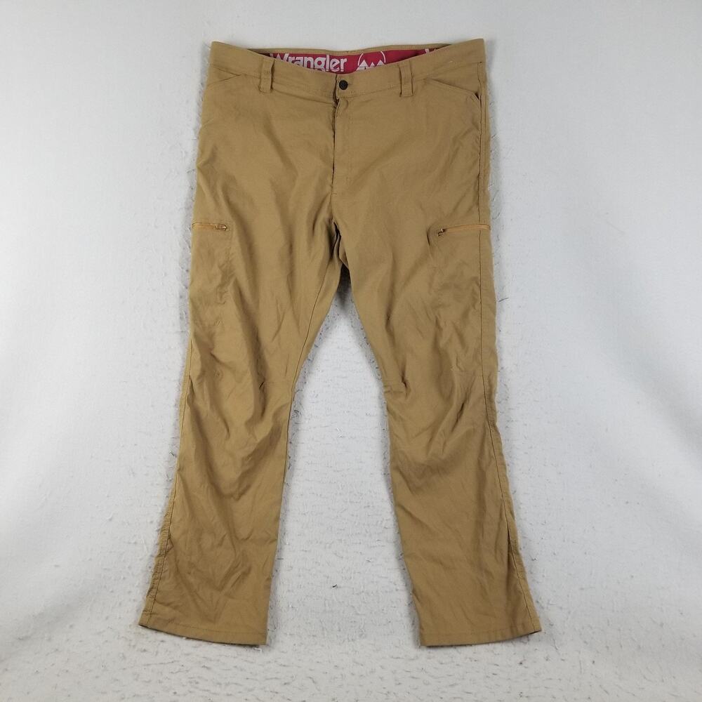 Wrangler Pants Mens 42x30 Khaki Nylon Spandex Hiking Outdoor Stretch Zip Pockets